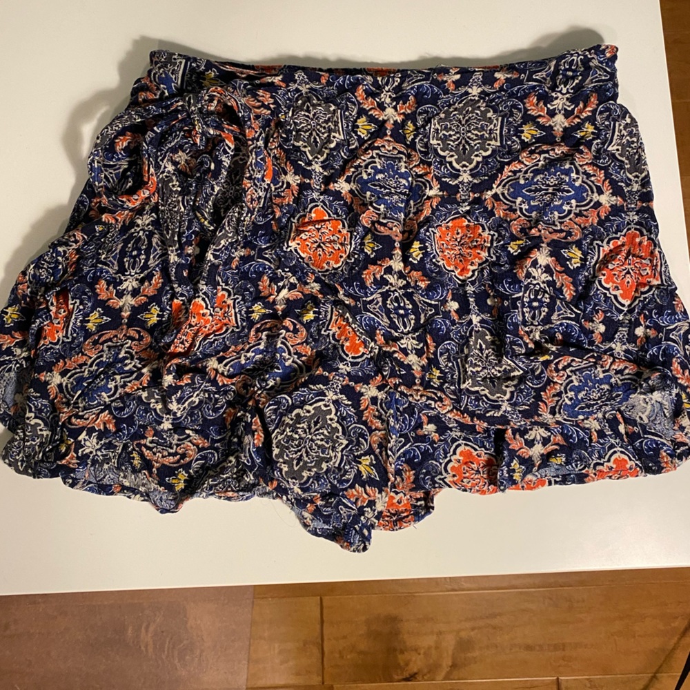 Hollister wrap skort